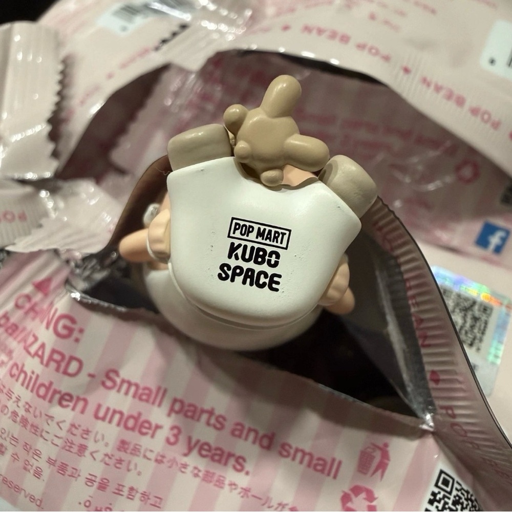 Pop Bean Celebrate This Moment Series KUBO SPACE -Pop Mart 100% Authentic - Picture 6 of 11